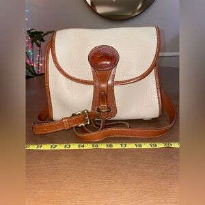 Dooney & Bourke Vintage Small Essex All Weather Ivory Cream Leather Purse
